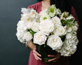 SIGNATURE WHITE & GREEN VASE